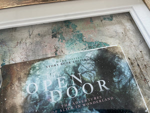 The Open Door (Alice In Wonderland) - Story Book Limited Edition 1AP